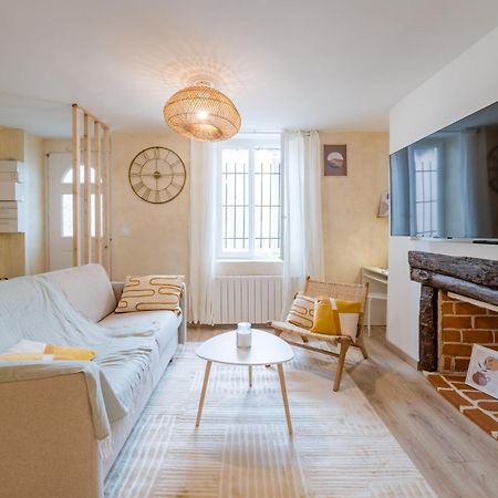 Sollys Apartment Auxerre Exterior photo