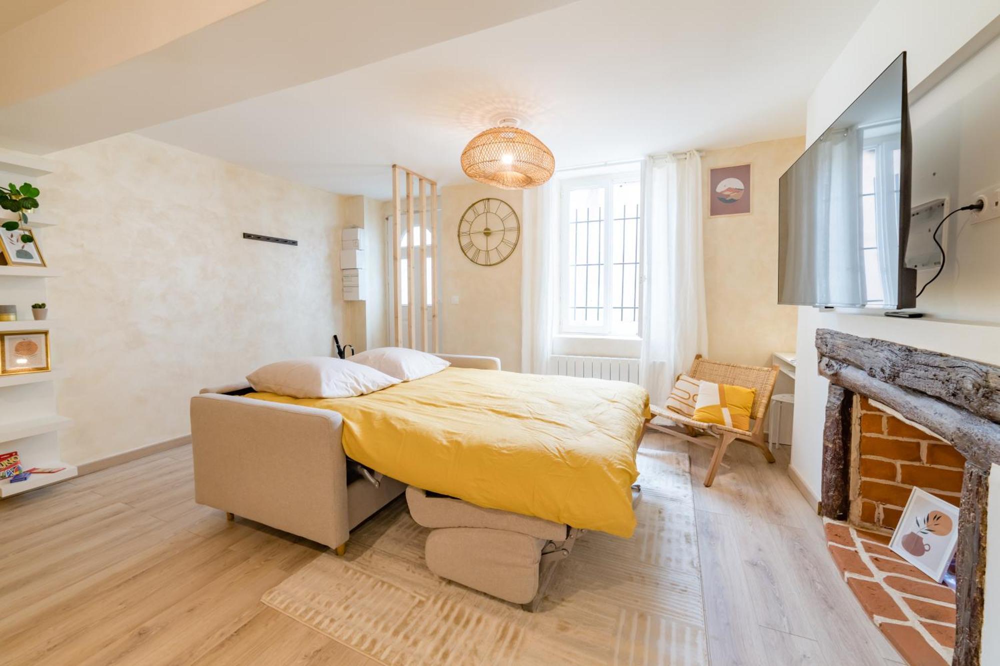 Sollys Apartment Auxerre Exterior photo
